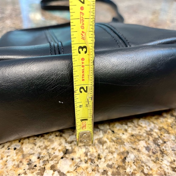 Liz Claiborne Accessories Small Bag Purse - Picture 12 of 16